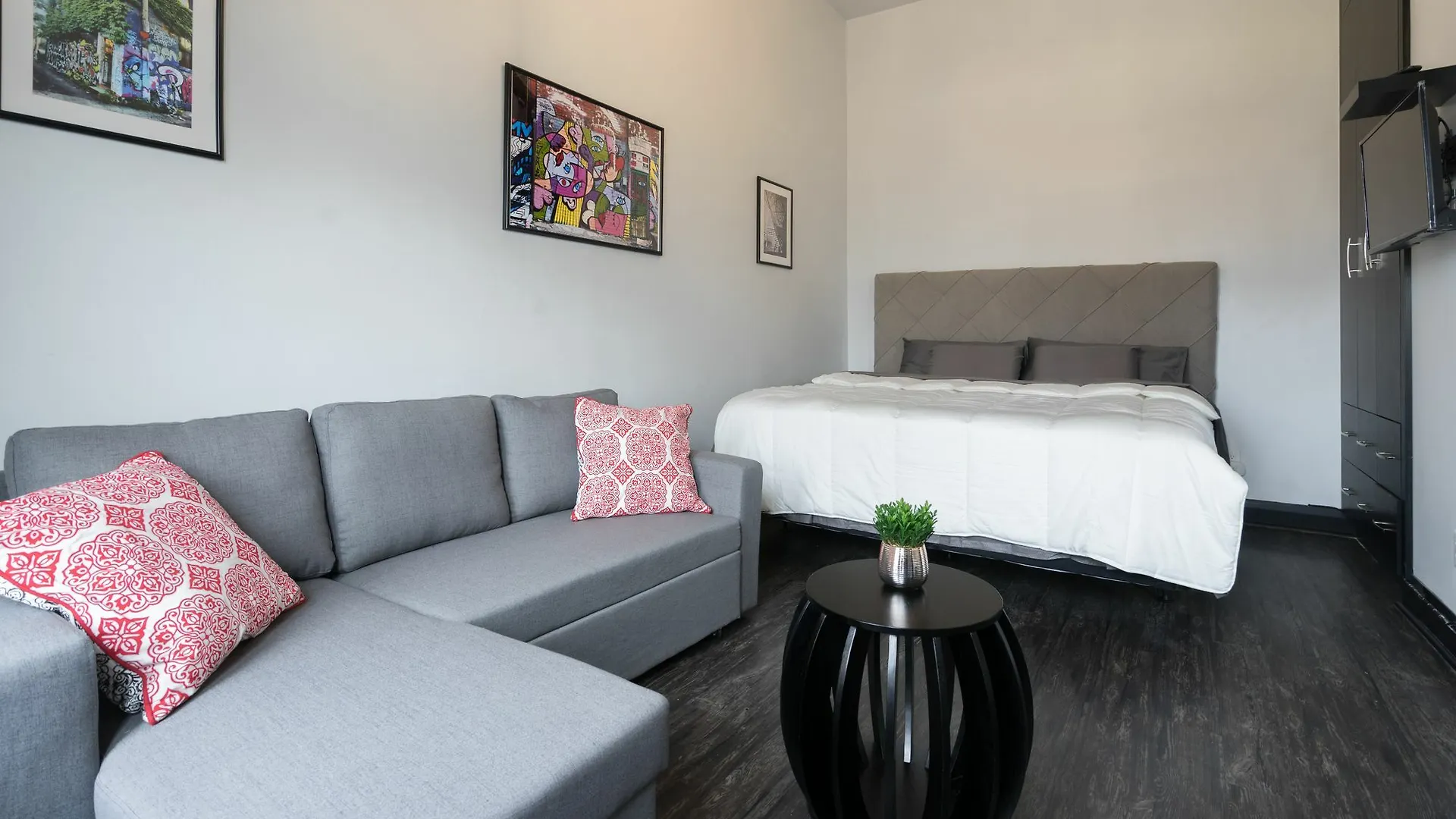 Applewood Suites - Toronto Traveller Loft Canada