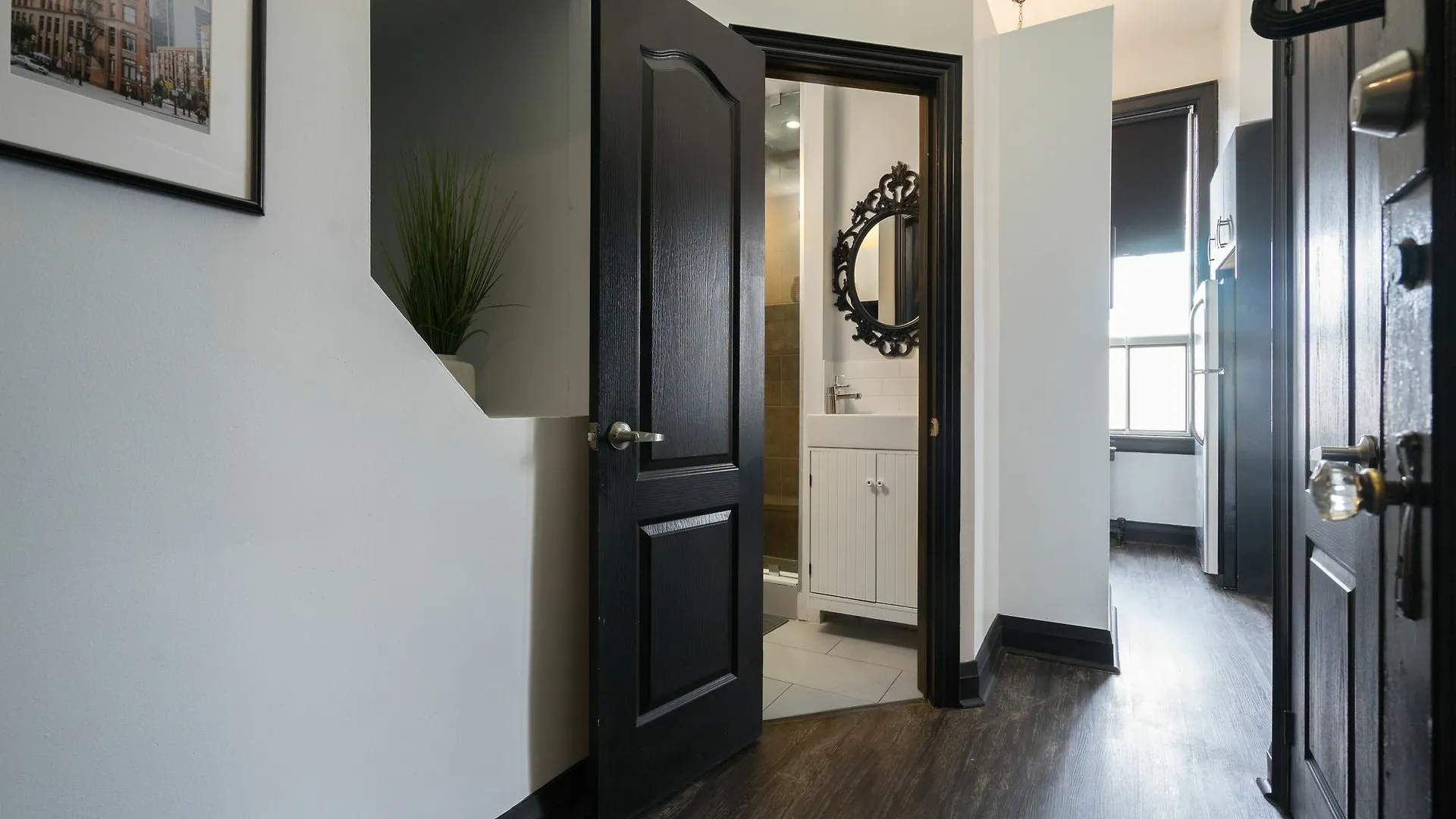 Applewood Suites - Toronto Traveller Loft